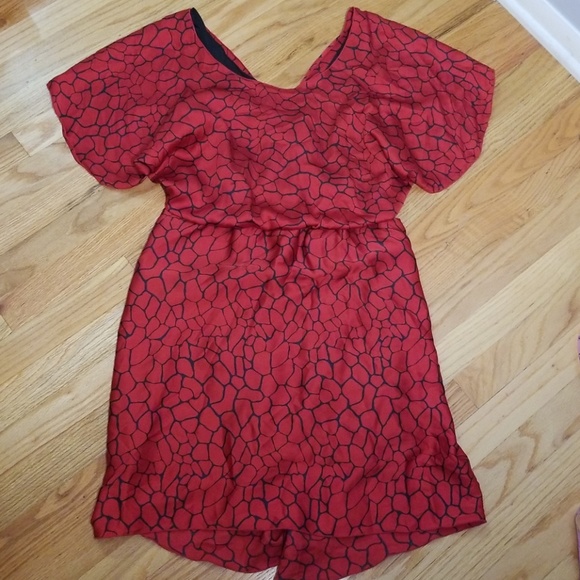 BCBGeneration Red & Black Print Ruffle Back Dress - Picture 3 of 6